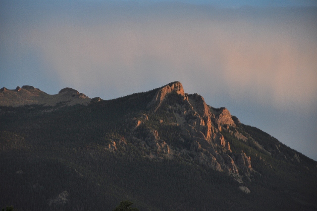 This mountain has 'sisters' in its name
